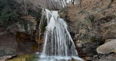 Экскурсии в `Водопад Джур-Джур` из Отрадного