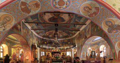 Экскурсия из Ялты: Топловский Троице-Параскиевский монастырь и храм с фото 6013