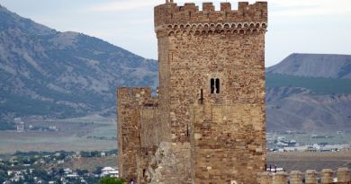Экскурсии в Генуэзскую крепость в Судаке из Отрадного 2022